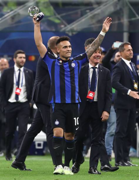 在足球赛场 在足球赛场